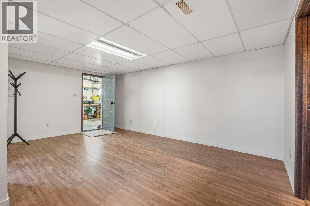 11410 Tassie Drive, Coldstream, BC - Indoor Photo Showing Other Room