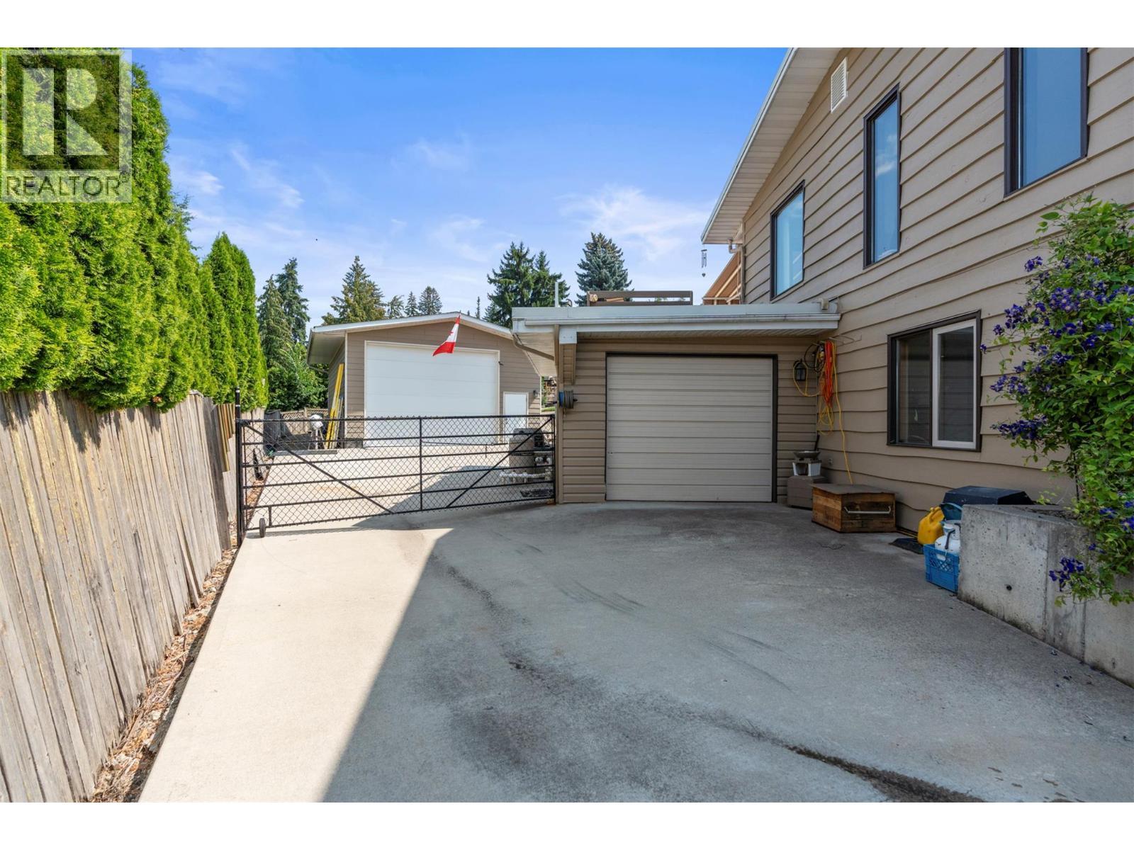 11410 Tassie Drive, Coldstream, BC - Outdoor With Exterior