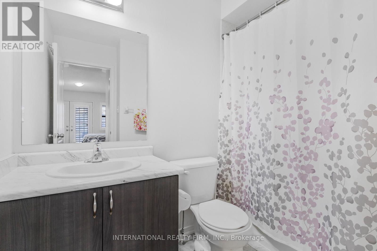 2537 Snow Knight Drive, Oshawa, ON - Indoor Photo Showing Bathroom