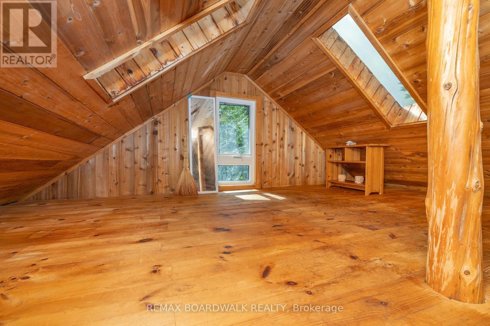 24163 Highway 7 Highway, Frontenac (Frontenac Centre), ON - Indoor Photo Showing Other Room