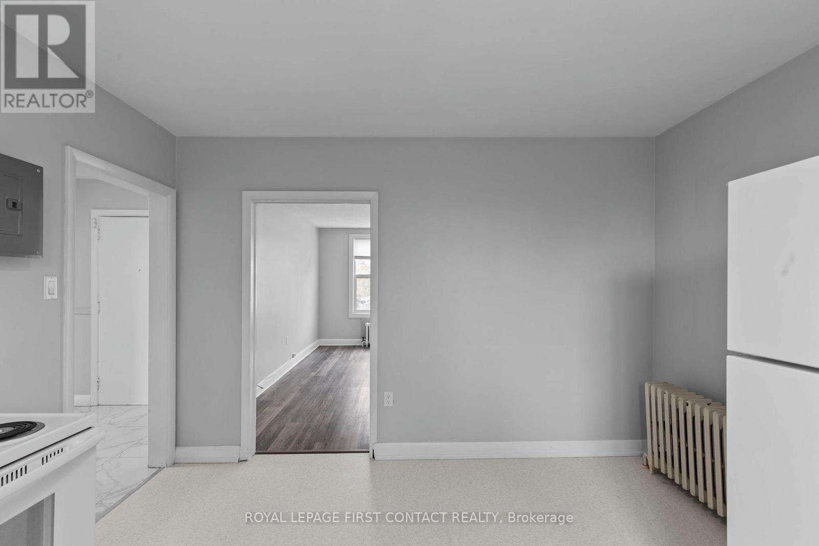 View from Kitchen to Living Room - 134 Napier Street, Barrie, ON - Indoor