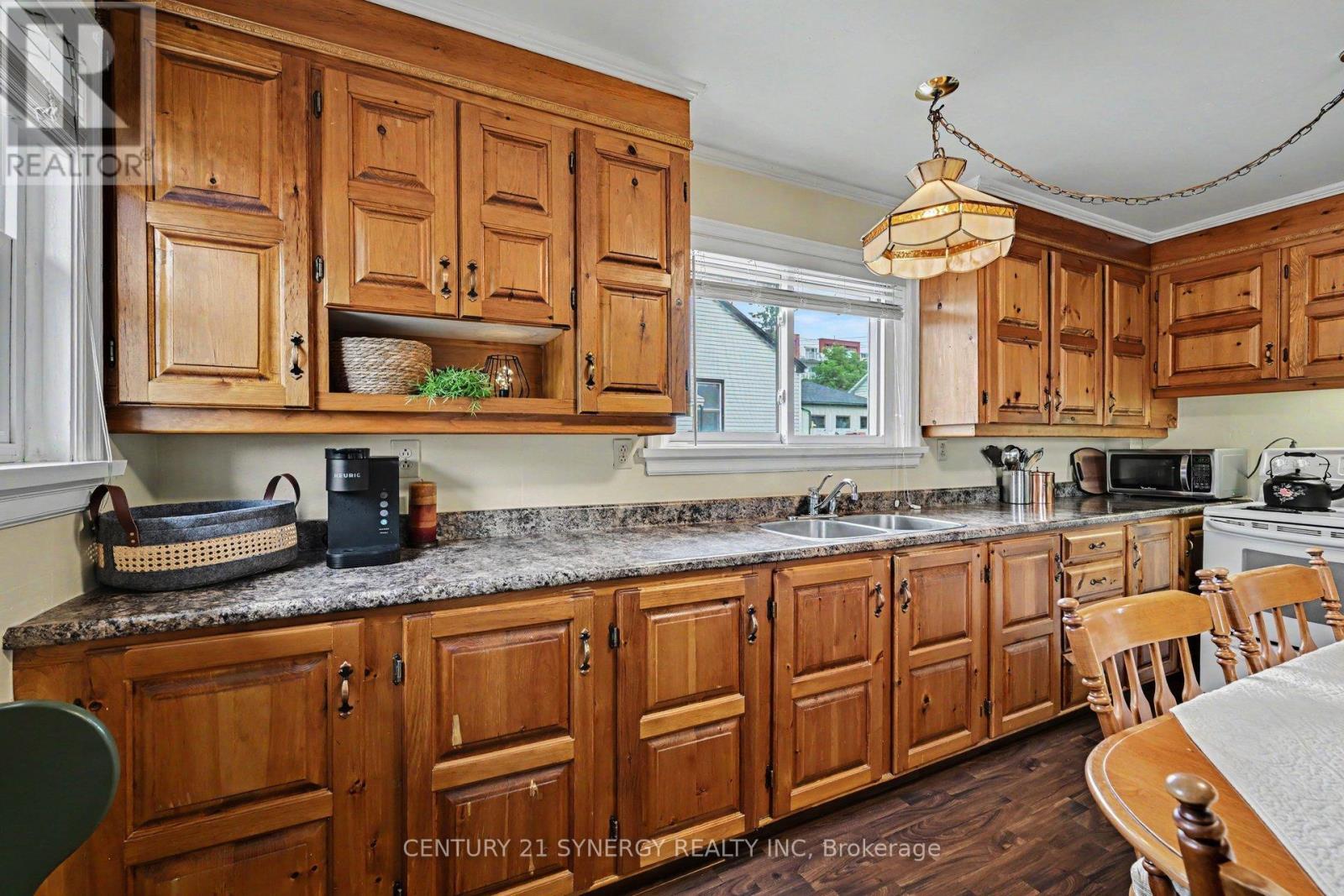 Baker's delight with ample counter space. - 5 Queen Street, Smiths Falls, ON - Indoor Photo Showing Kitchen With Double Sink