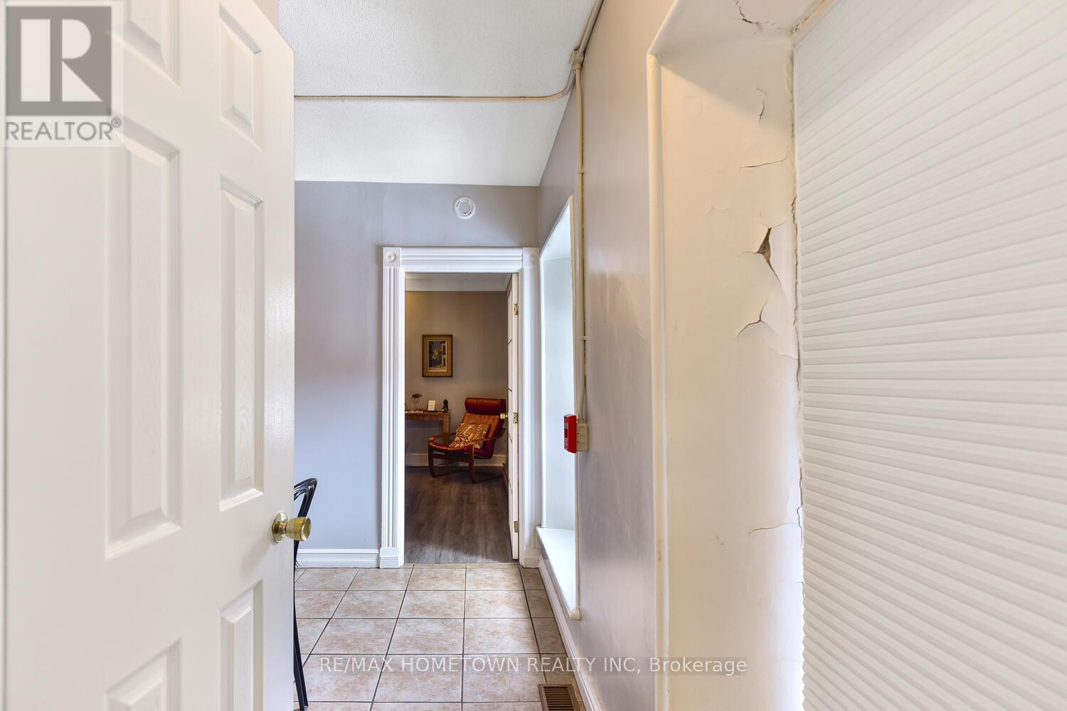 64 King Street E, Brockville, ON - Indoor Photo Showing Other Room