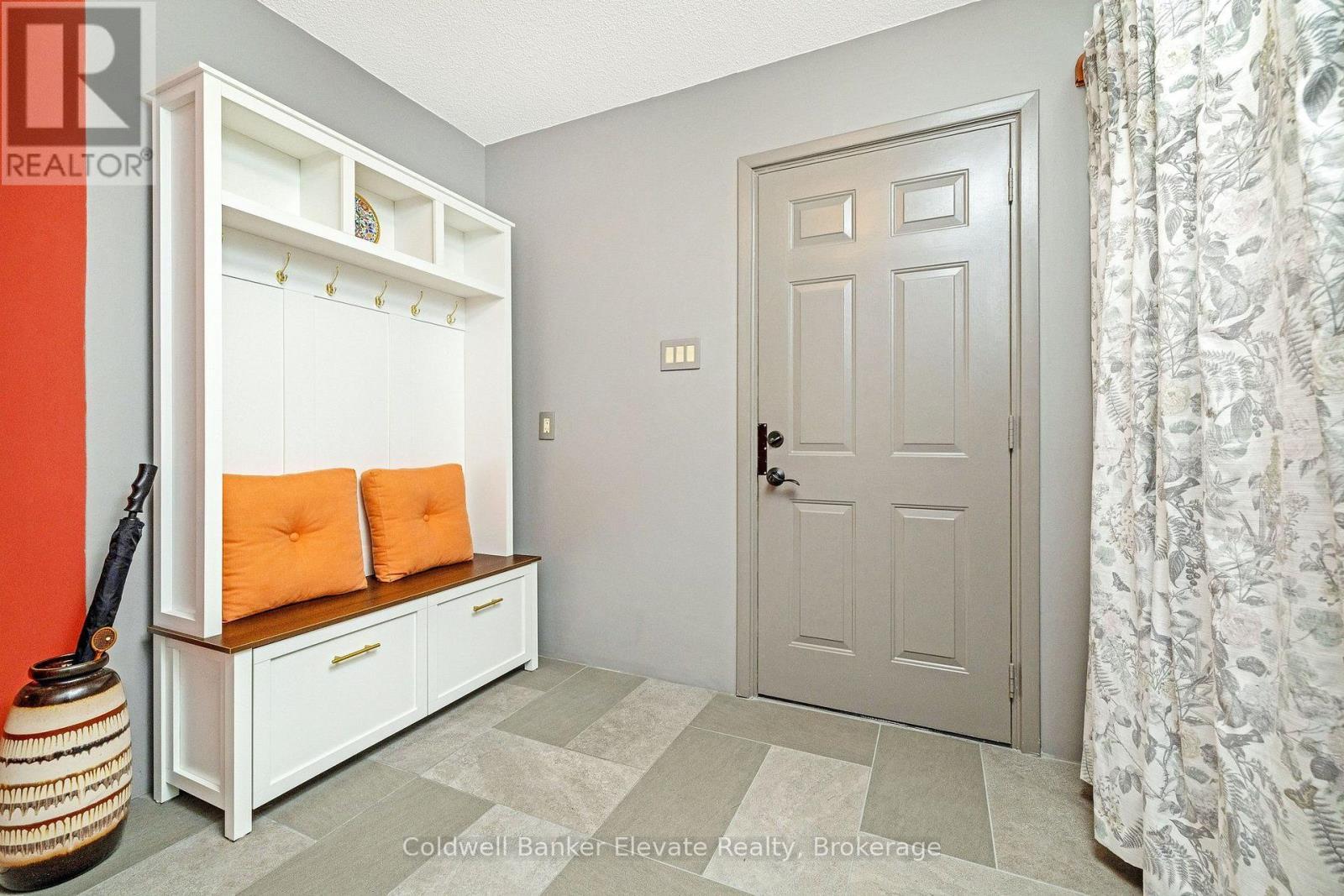 5126 Ninth Line, Erin, ON - Indoor Photo Showing Other Room