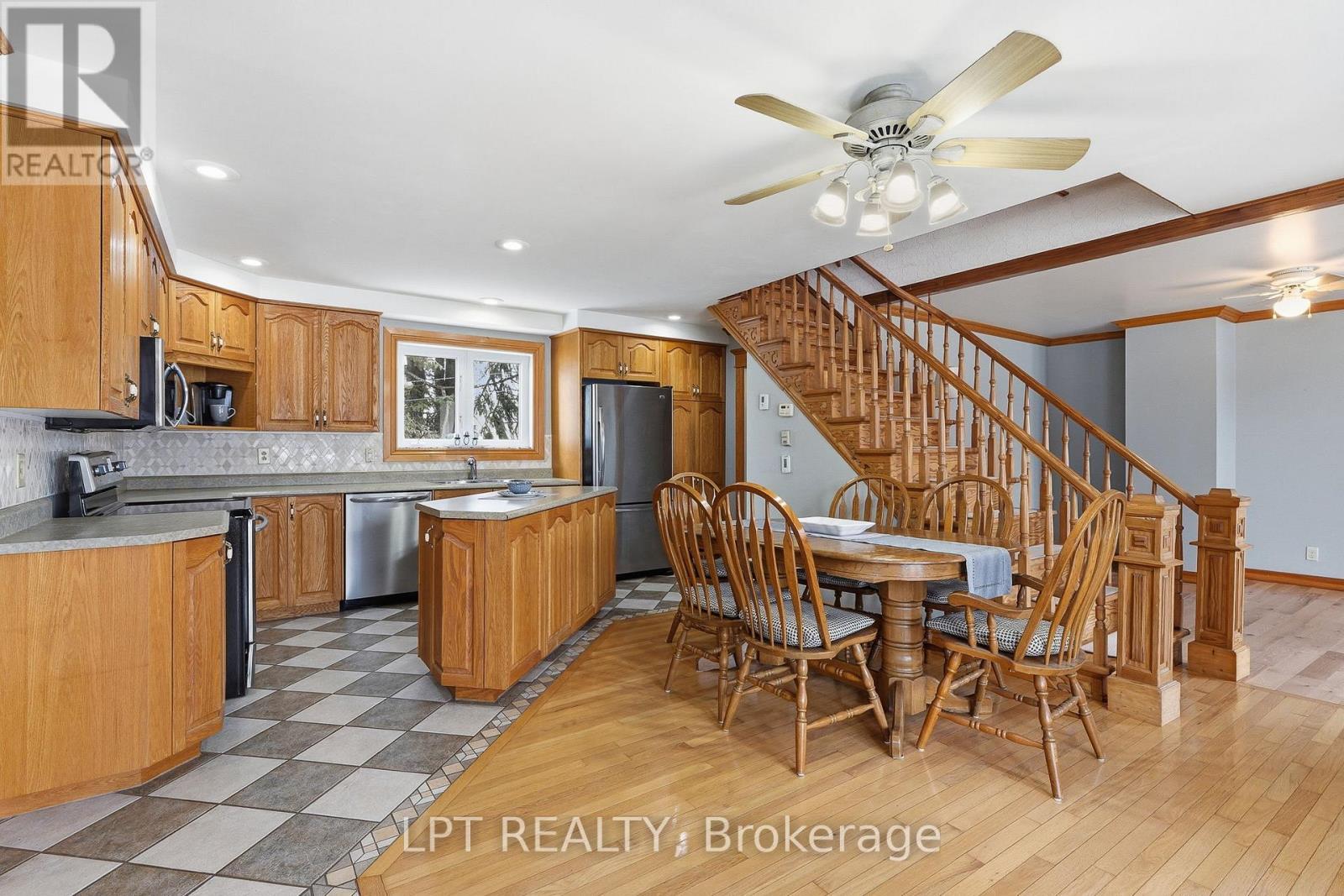 6671 County Road 10 Road, The Nation, ON - Indoor Photo Showing Kitchen