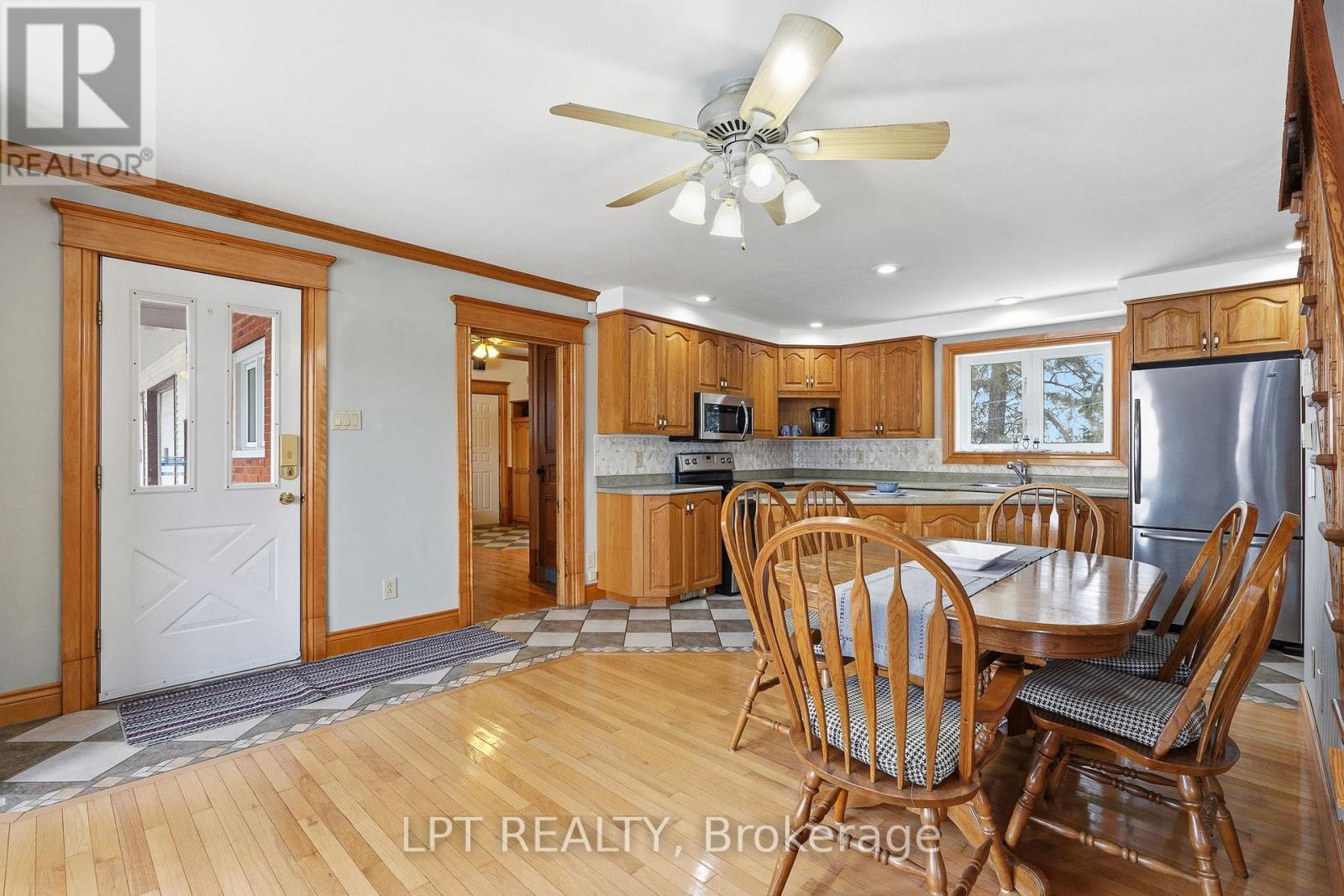 6671 County Road 10 Road, The Nation, ON - Indoor Photo Showing Dining Room