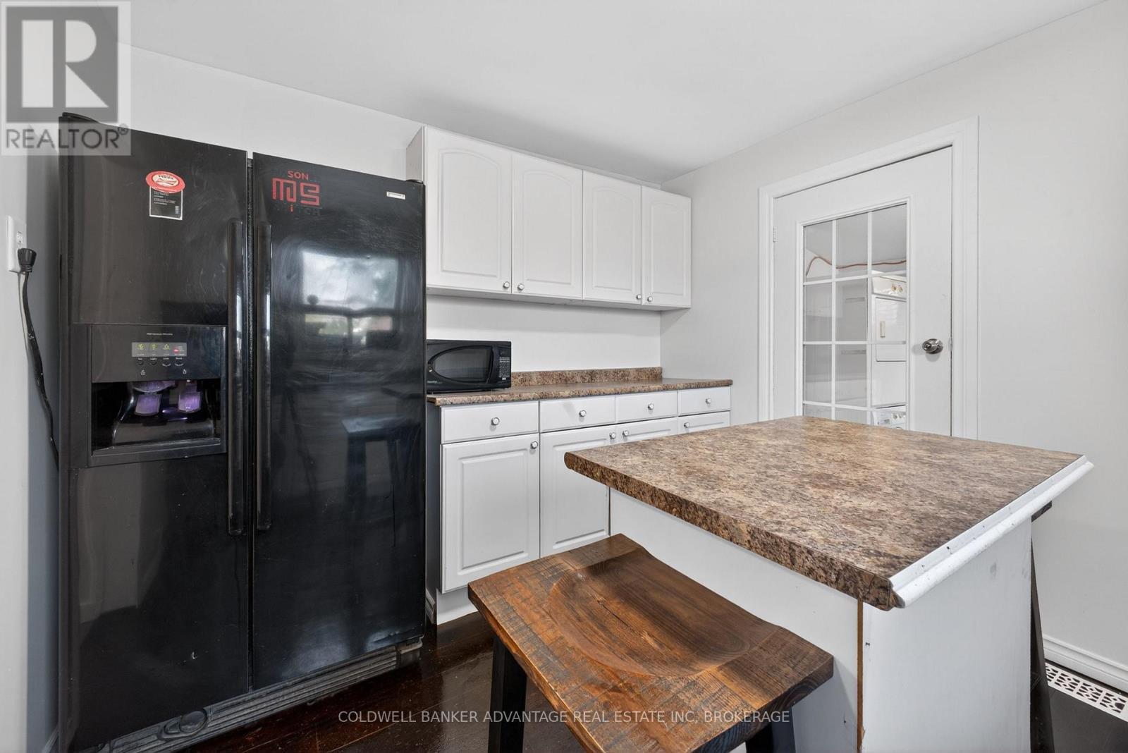 Kitchen - 614 Waterloo Street, Hamilton (Parkview), ON - Indoor Photo Showing Kitchen