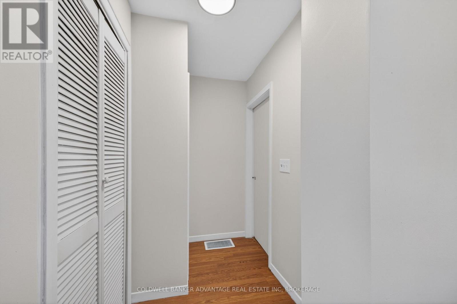 Hallway - 614 Waterloo Street, Hamilton (Parkview), ON - Indoor Photo Showing Other Room