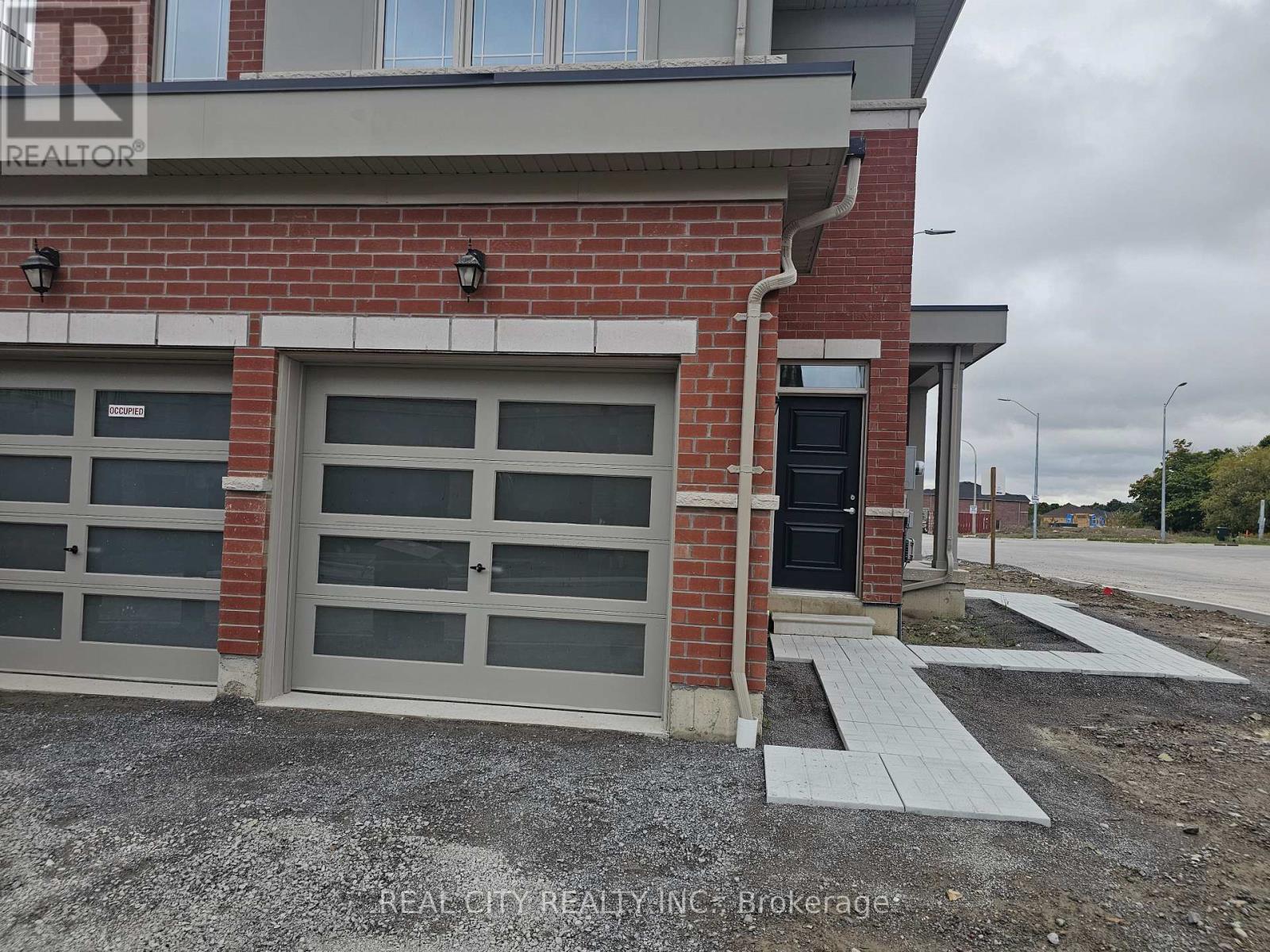 2873 Whites Road, Pickering, ON - Outdoor With Facade