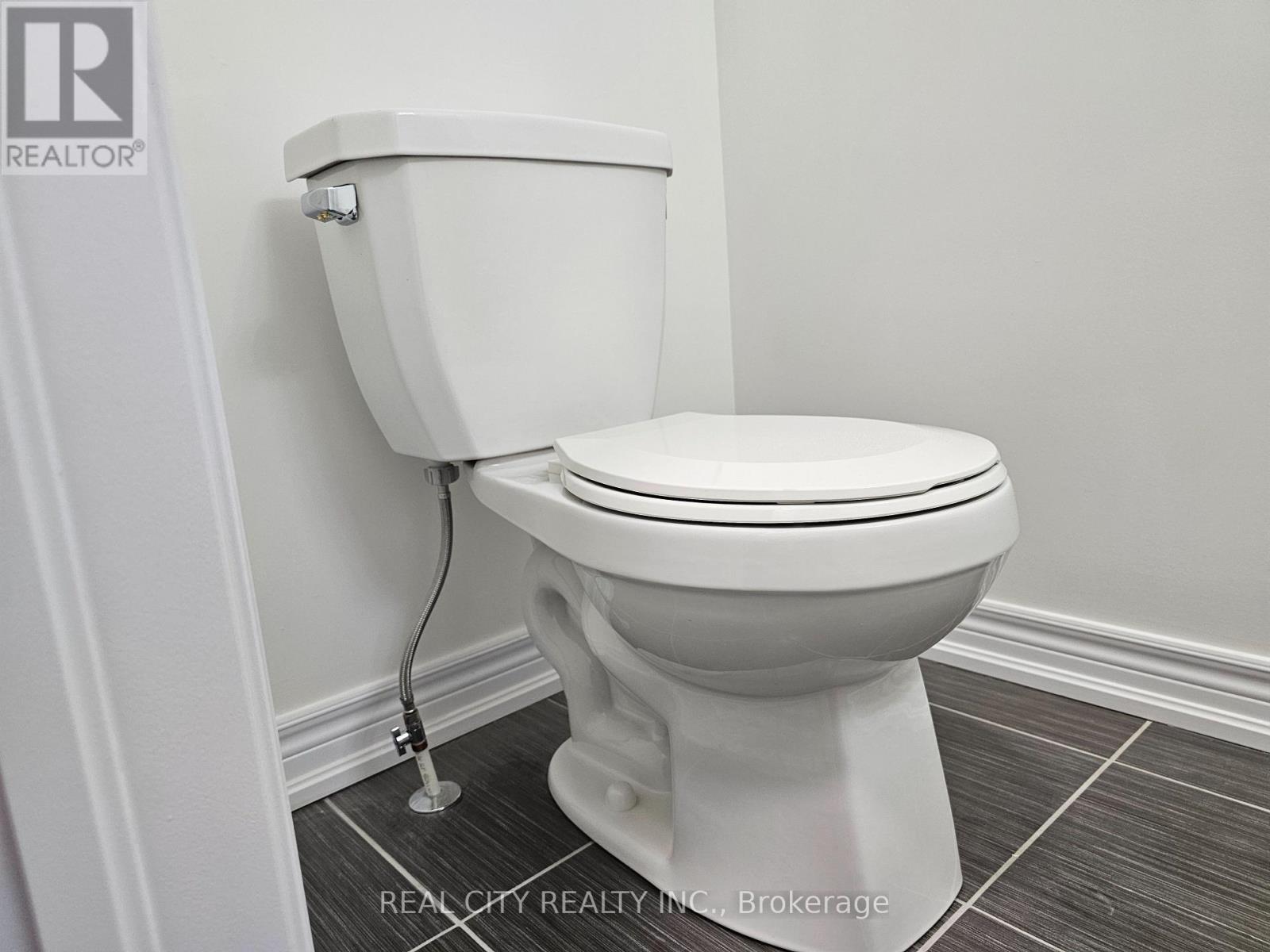 2873 Whites Road, Pickering, ON - Indoor Photo Showing Bathroom