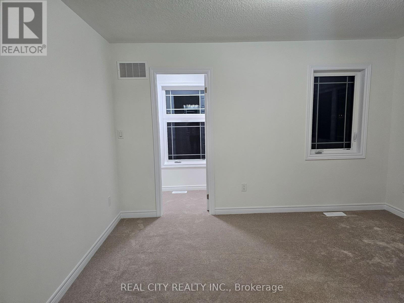 2873 Whites Road, Pickering, ON - Indoor Photo Showing Other Room