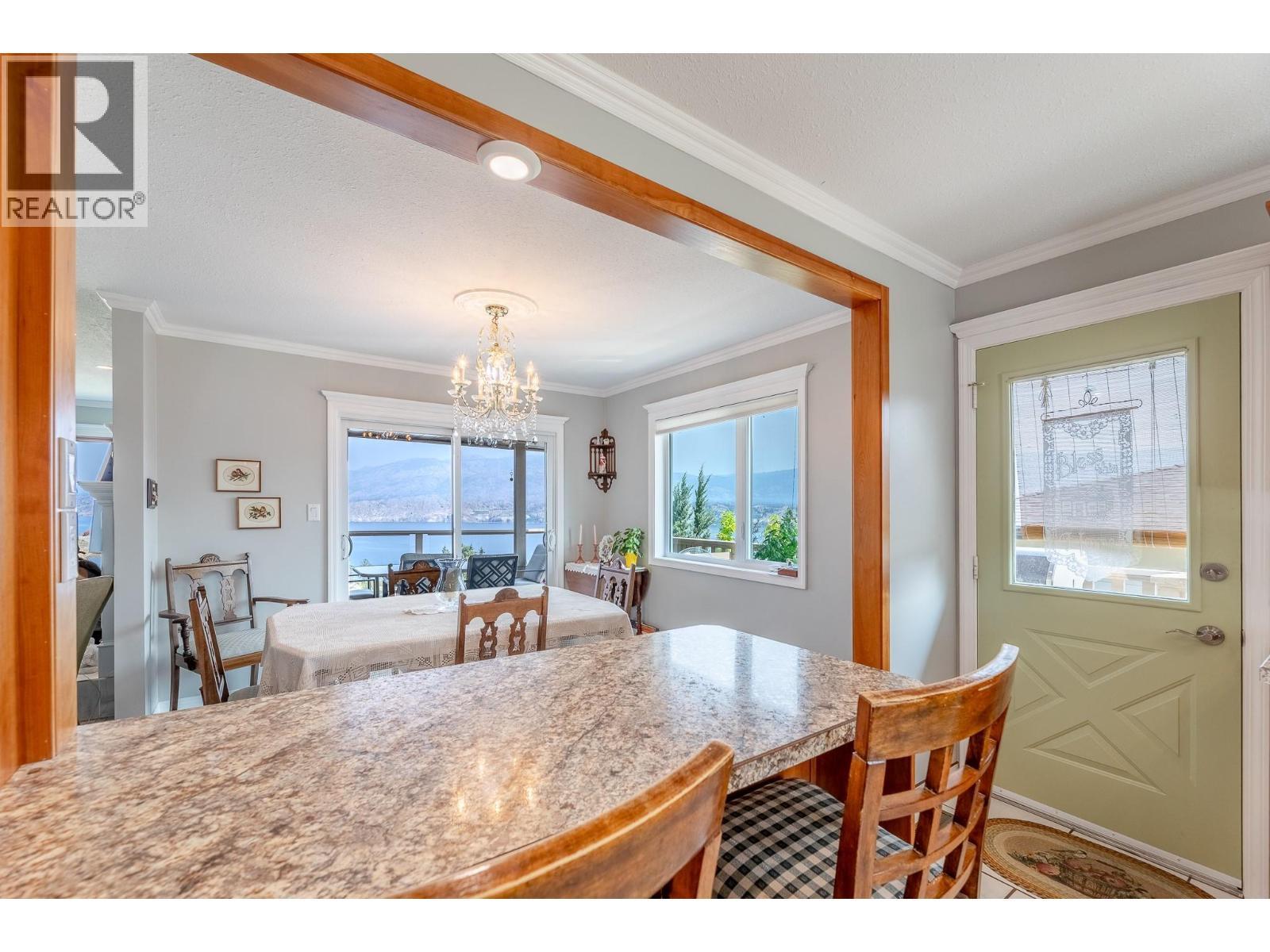 129 Sumac Ridge Drive, Summerland, BC - Indoor Photo Showing Dining Room