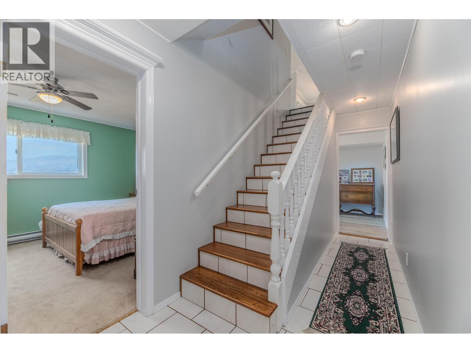 129 Sumac Ridge Drive, Summerland, BC - Indoor Photo Showing Other Room