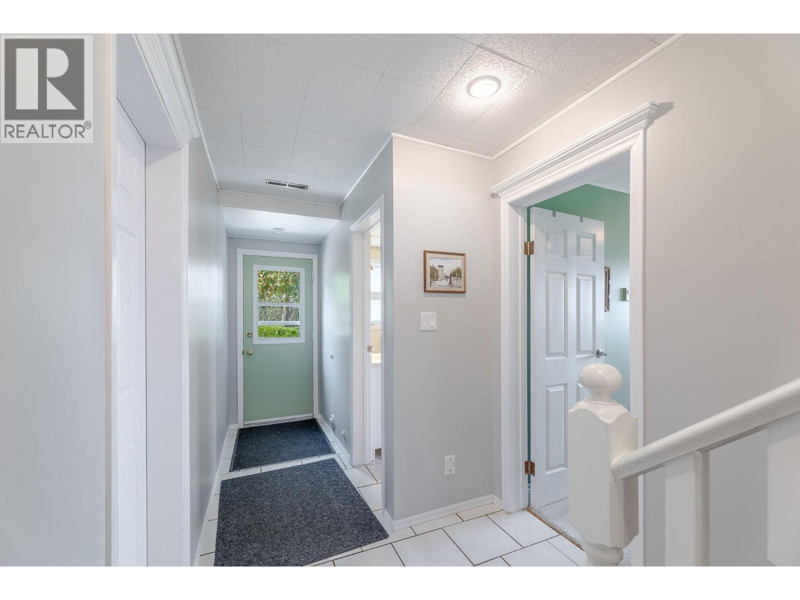 129 Sumac Ridge Drive, Summerland, BC - Indoor Photo Showing Other Room