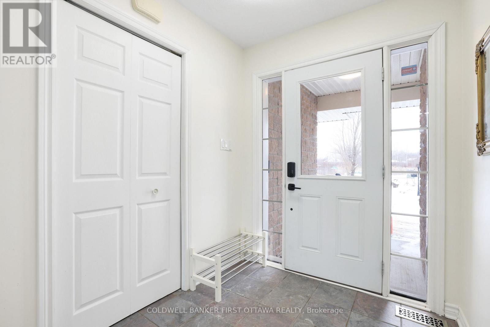 11 Rideau Crossing Crescent, North Grenville, ON - Indoor Photo Showing Other Room