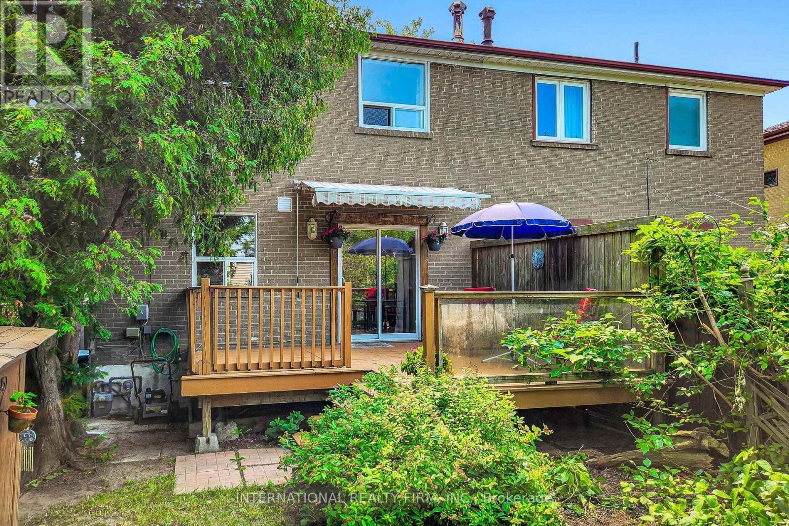 62 Porchester Drive, Toronto, ON - Outdoor With Deck Patio Veranda