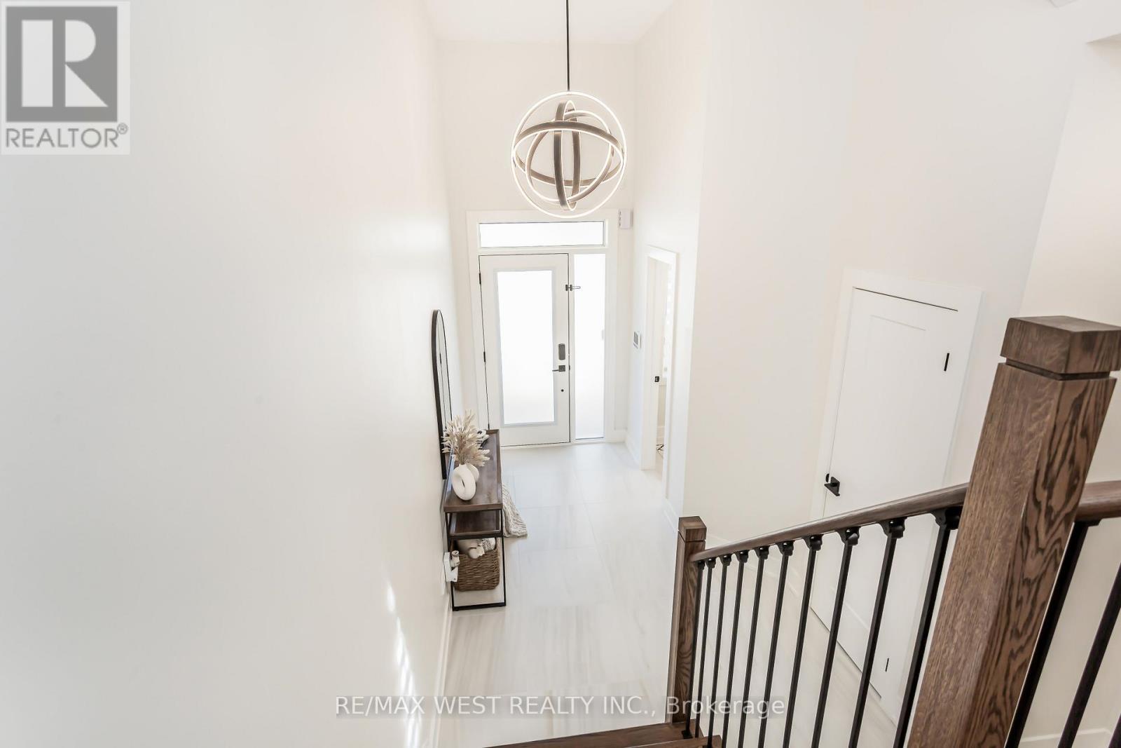 3437 Park Heights Way, Mississauga, ON - Indoor Photo Showing Other Room
