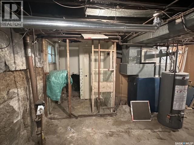 310 High Street W, Moose Jaw, SK - Indoor Photo Showing Basement
