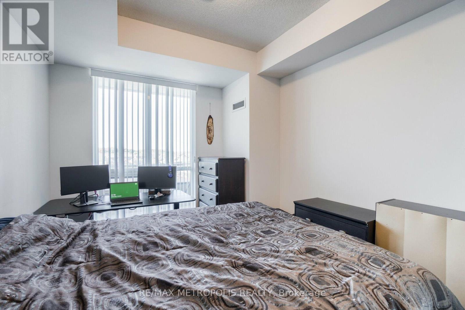 816 - 9582 Markham Road, Markham, ON - Indoor Photo Showing Bedroom
