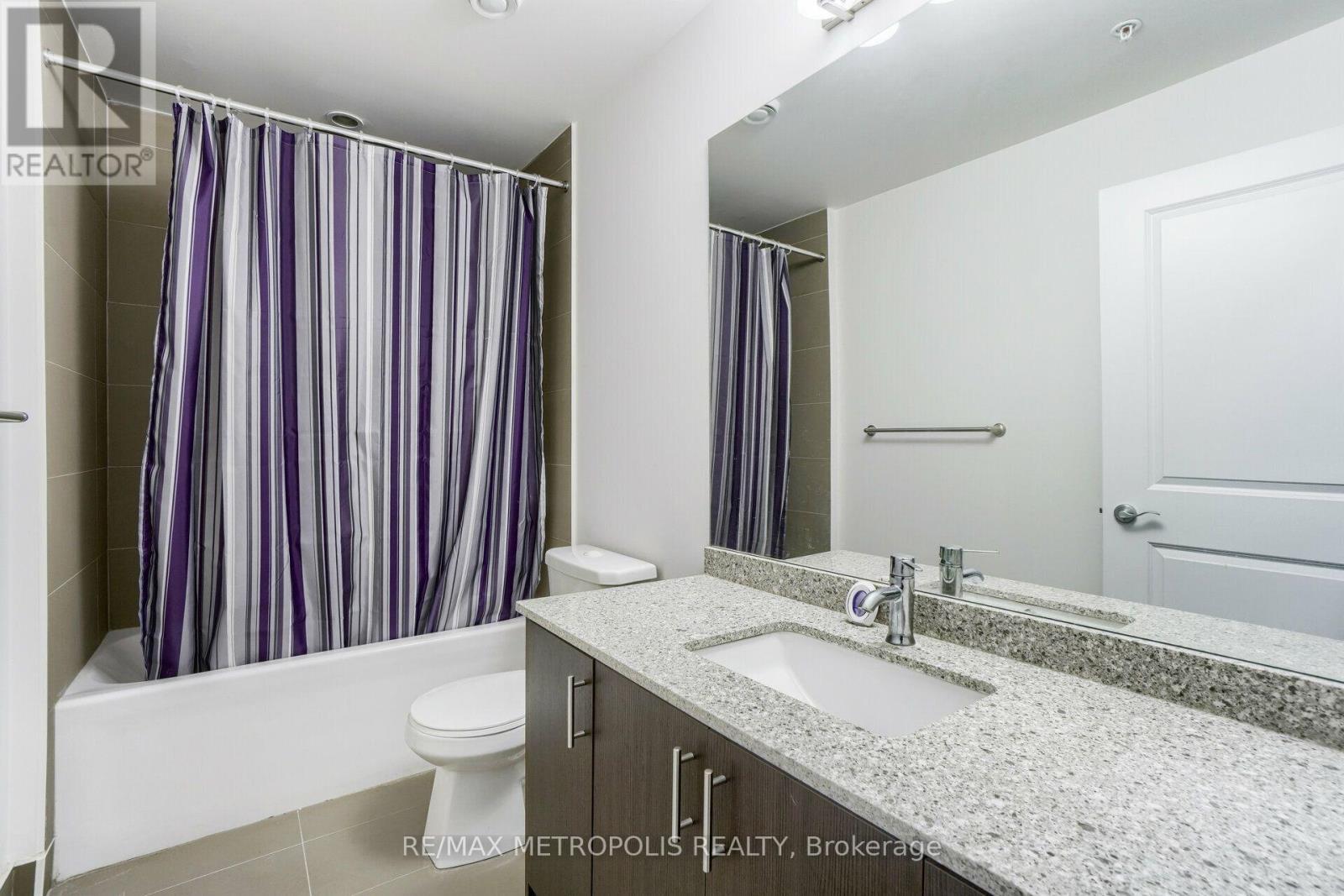 816 - 9582 Markham Road, Markham, ON - Indoor Photo Showing Bathroom