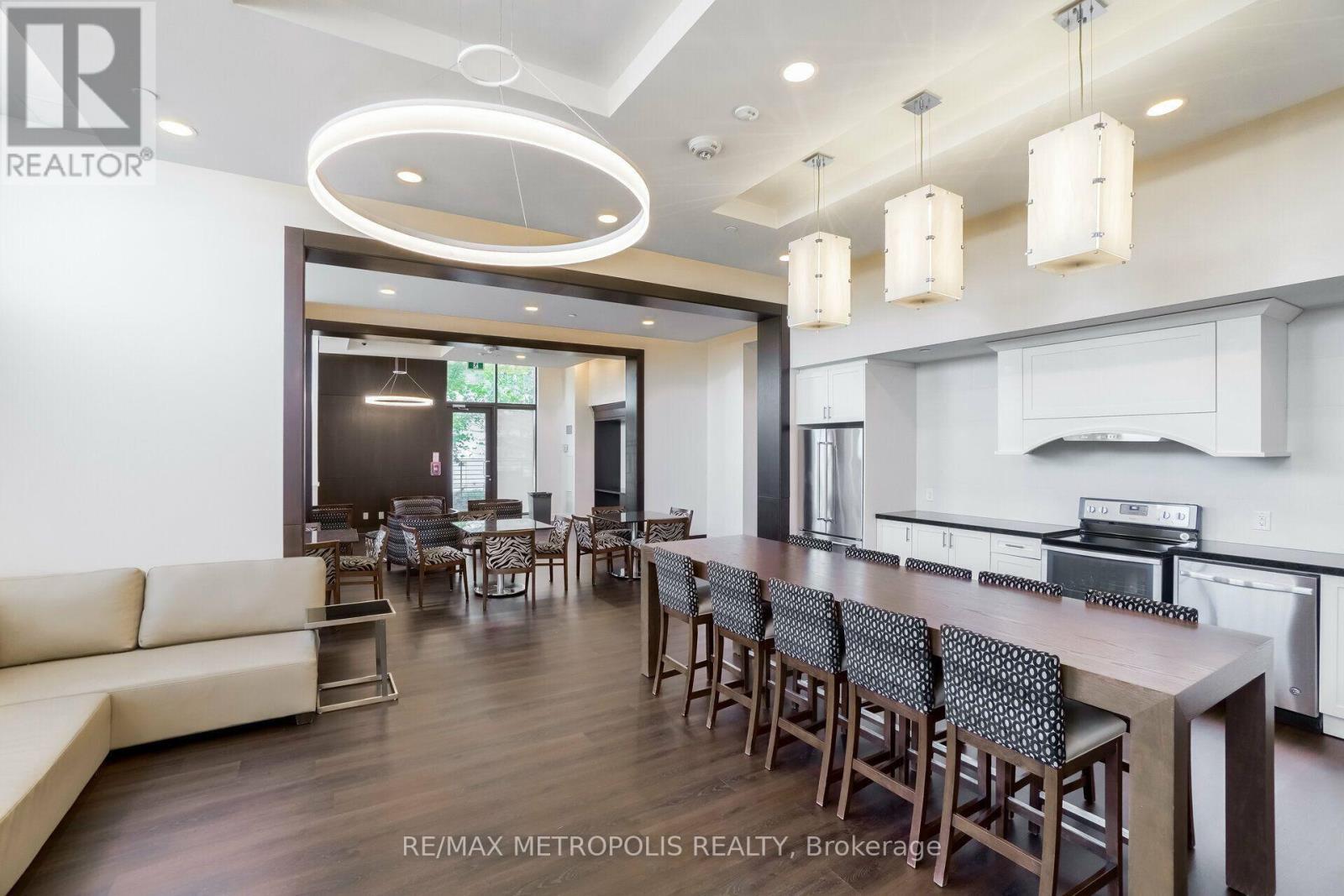 816 - 9582 Markham Road, Markham, ON - Indoor