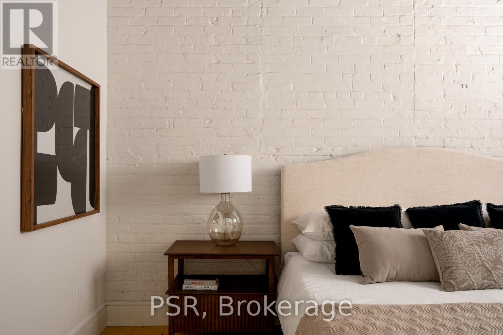 8 - 20 Brockton Avenue, Toronto, ON - Indoor