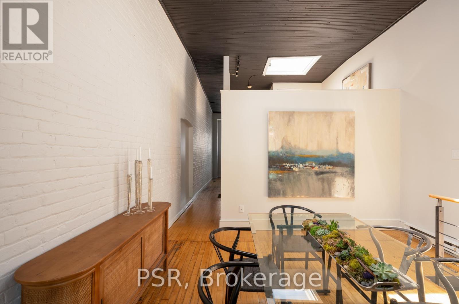 8 - 20 Brockton Avenue, Toronto, ON - Indoor Photo Showing Other Room