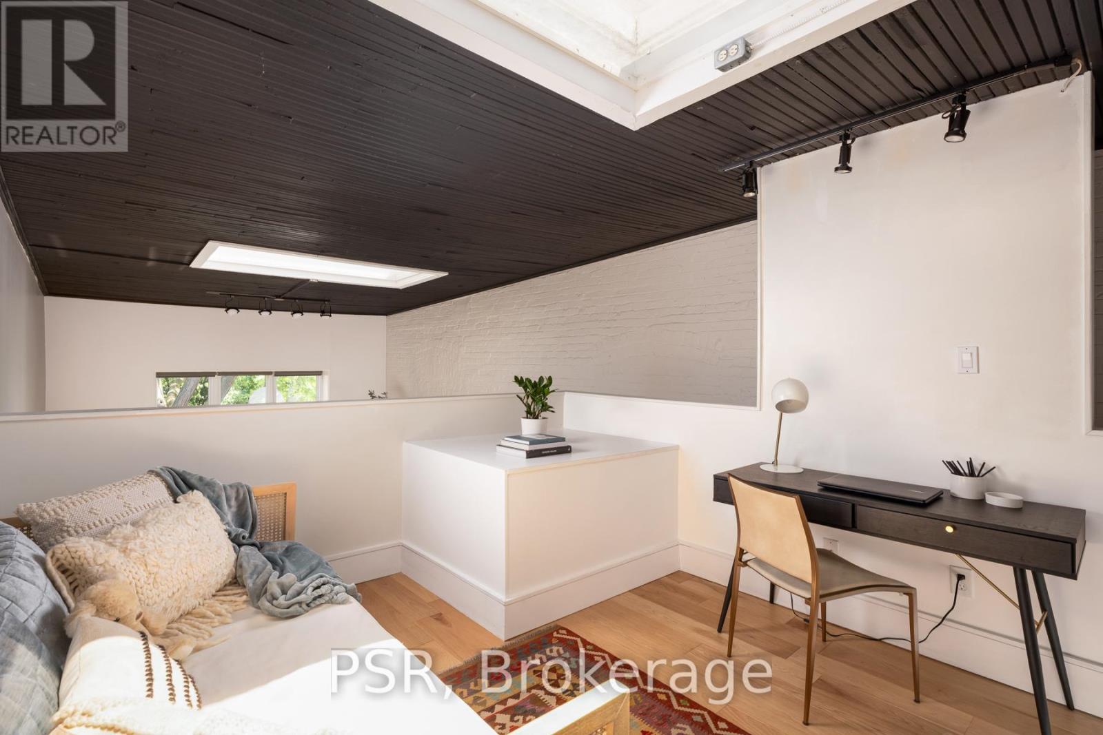 8 - 20 Brockton Avenue, Toronto, ON - Indoor