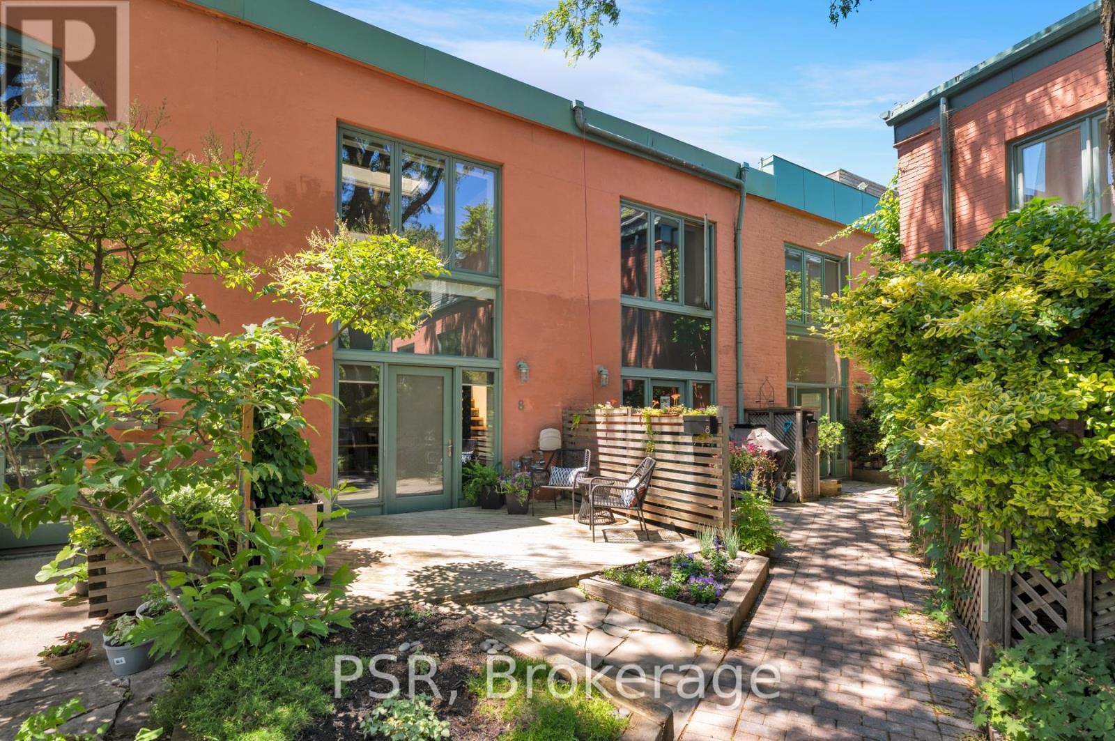 8 - 20 Brockton Avenue, Toronto, ON - Outdoor
