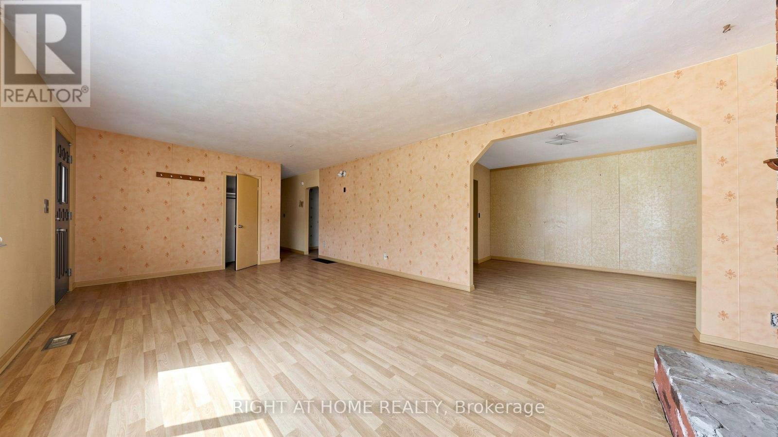 16558 Highway 48, Whitchurch-Stouffville, ON - Indoor Photo Showing Other Room