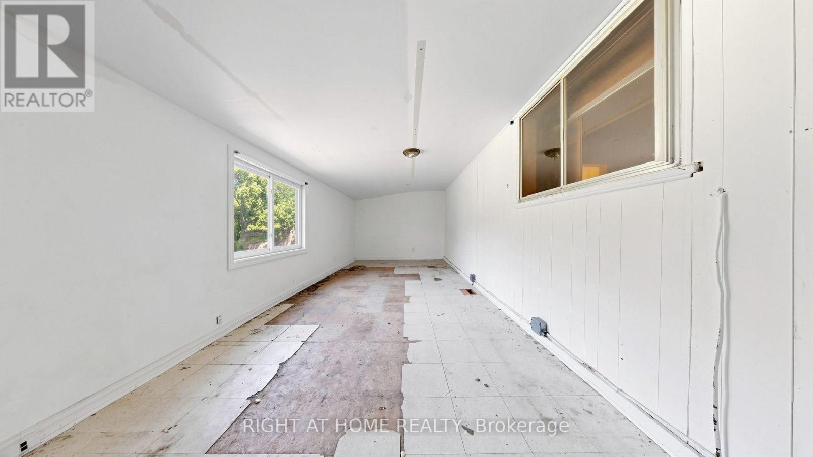 16558 Highway 48, Whitchurch-Stouffville, ON - Indoor Photo Showing Other Room