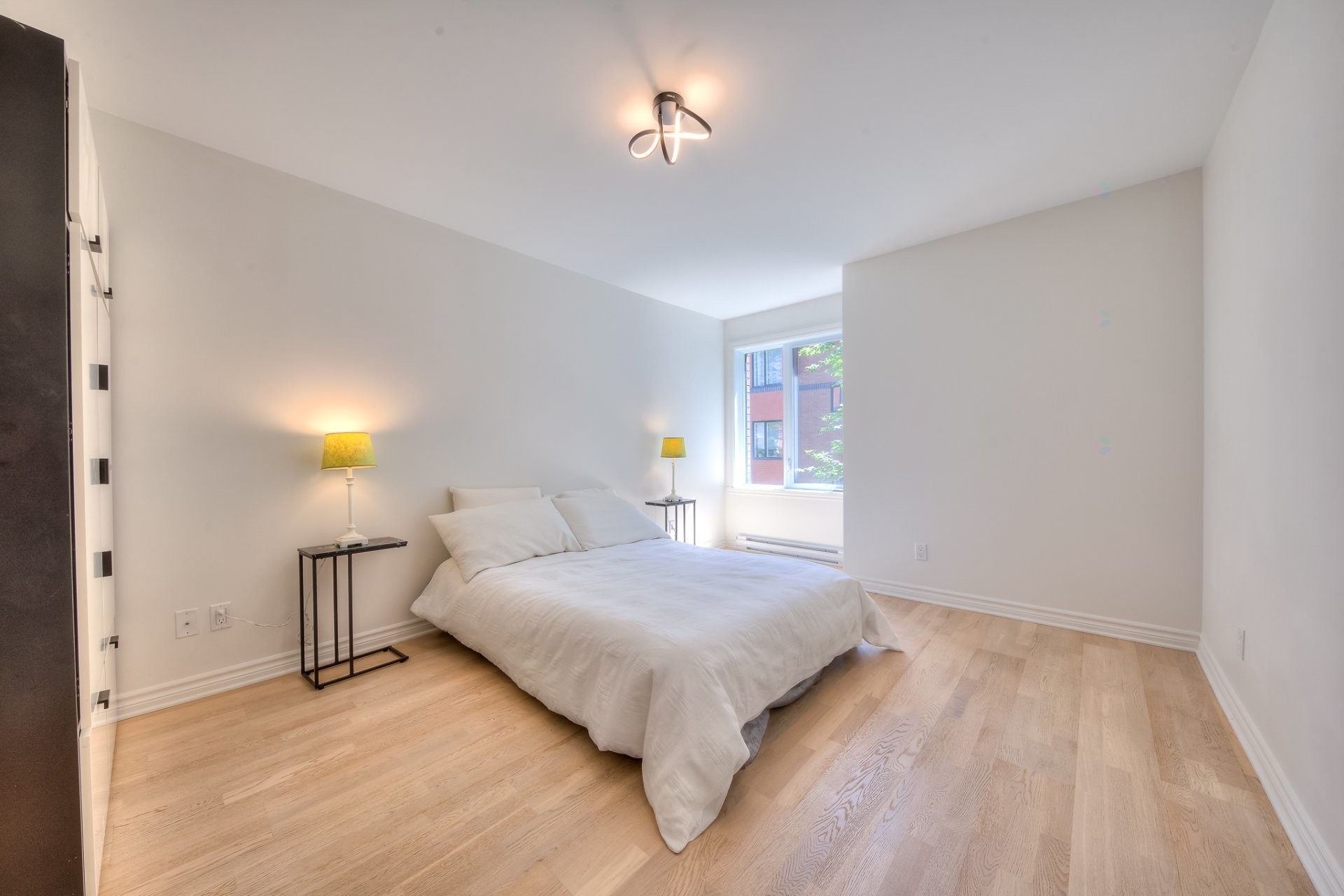 Master Bedroom - 3-225 Boul. Bouchard, Dorval, QC - Indoor Photo Showing Bedroom