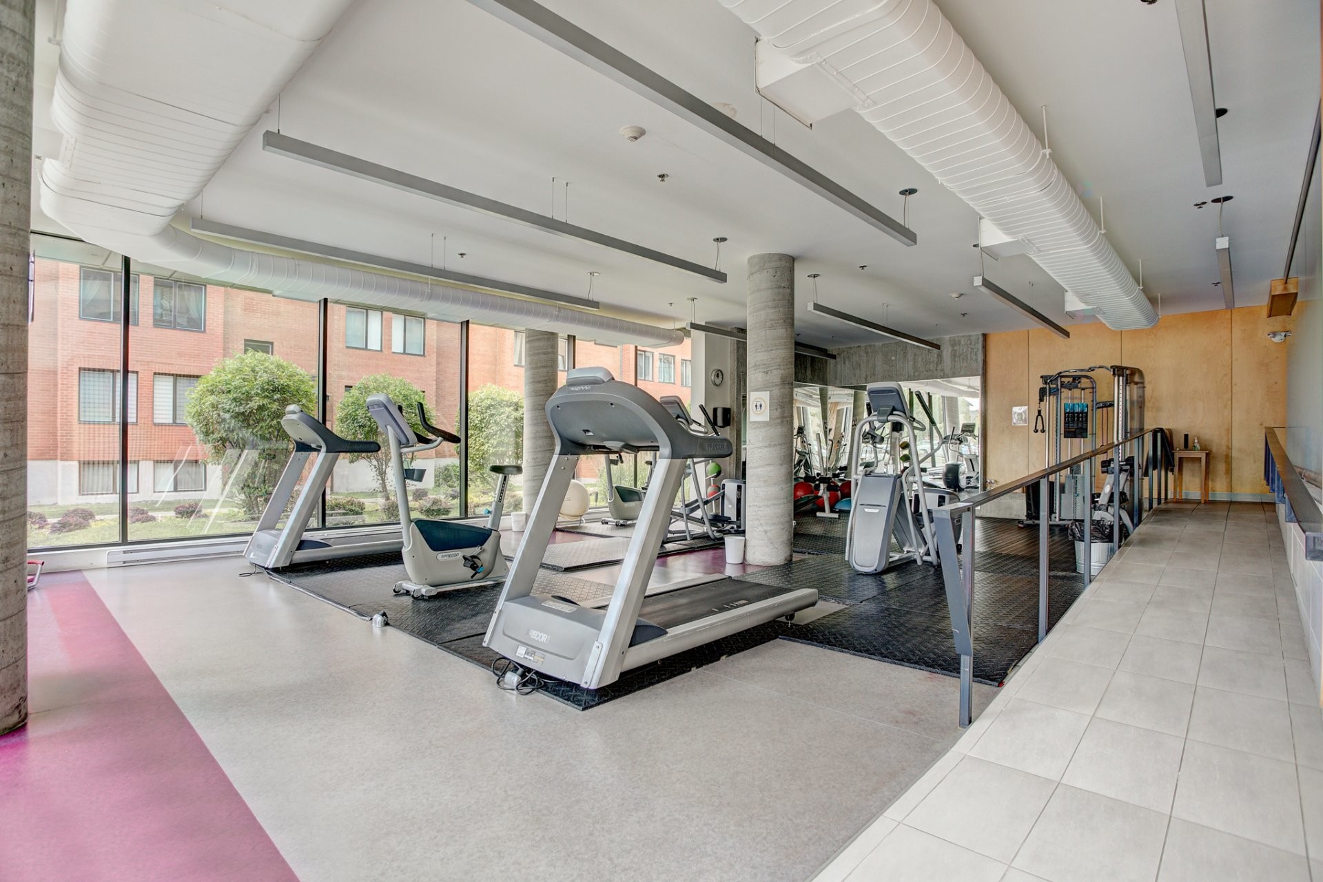 Exercise Room - 3-225 Boul. Bouchard, Dorval, QC - Indoor Photo Showing Gym Room