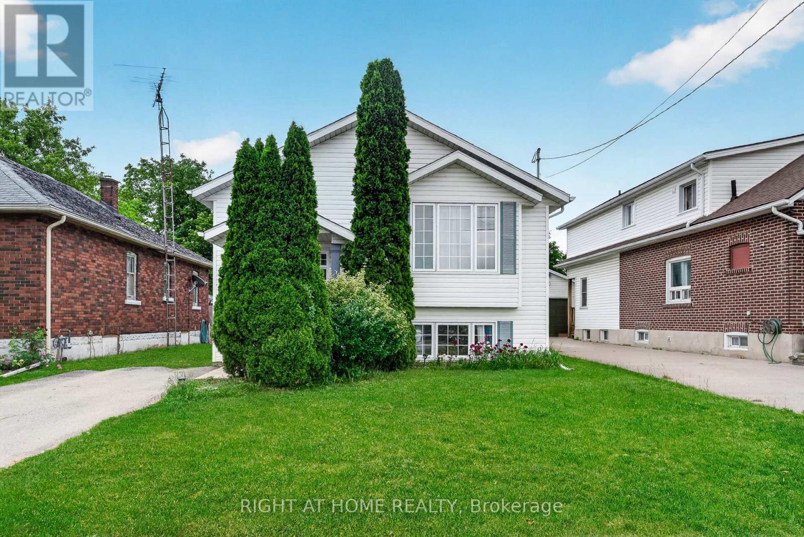 5524 Fraser Street, Niagara Falls, ON - Outdoor