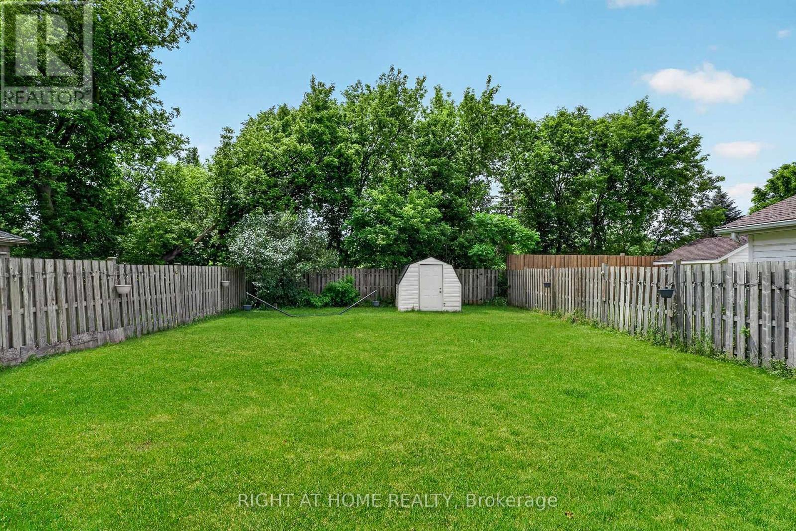 5524 Fraser Street, Niagara Falls, ON - Outdoor