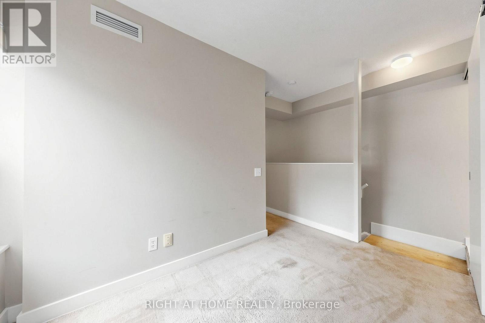 501 - 77 Lombard Street, Toronto, ON - Indoor Photo Showing Other Room