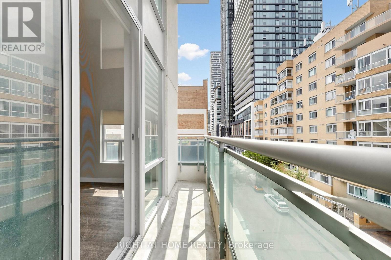 501 - 77 Lombard Street, Toronto, ON - Outdoor