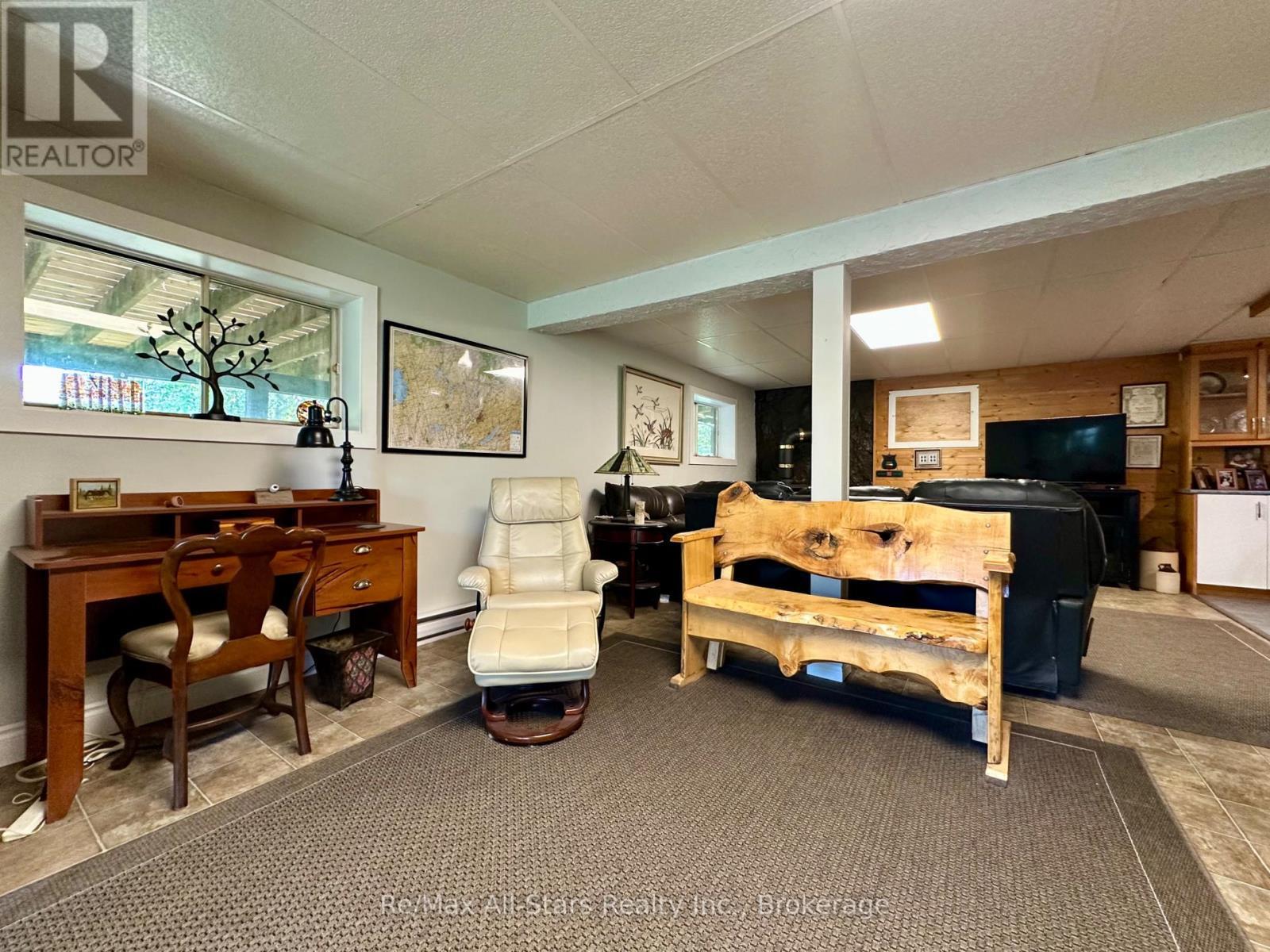 50 Reid Street, Kawartha Lakes (Bobcaygeon), ON - Indoor