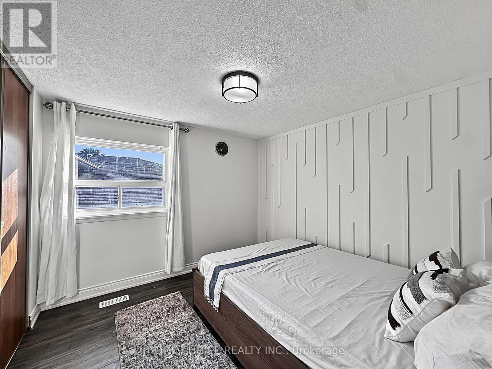 38 Robbinstone Drive, Toronto, ON - Indoor Photo Showing Bedroom