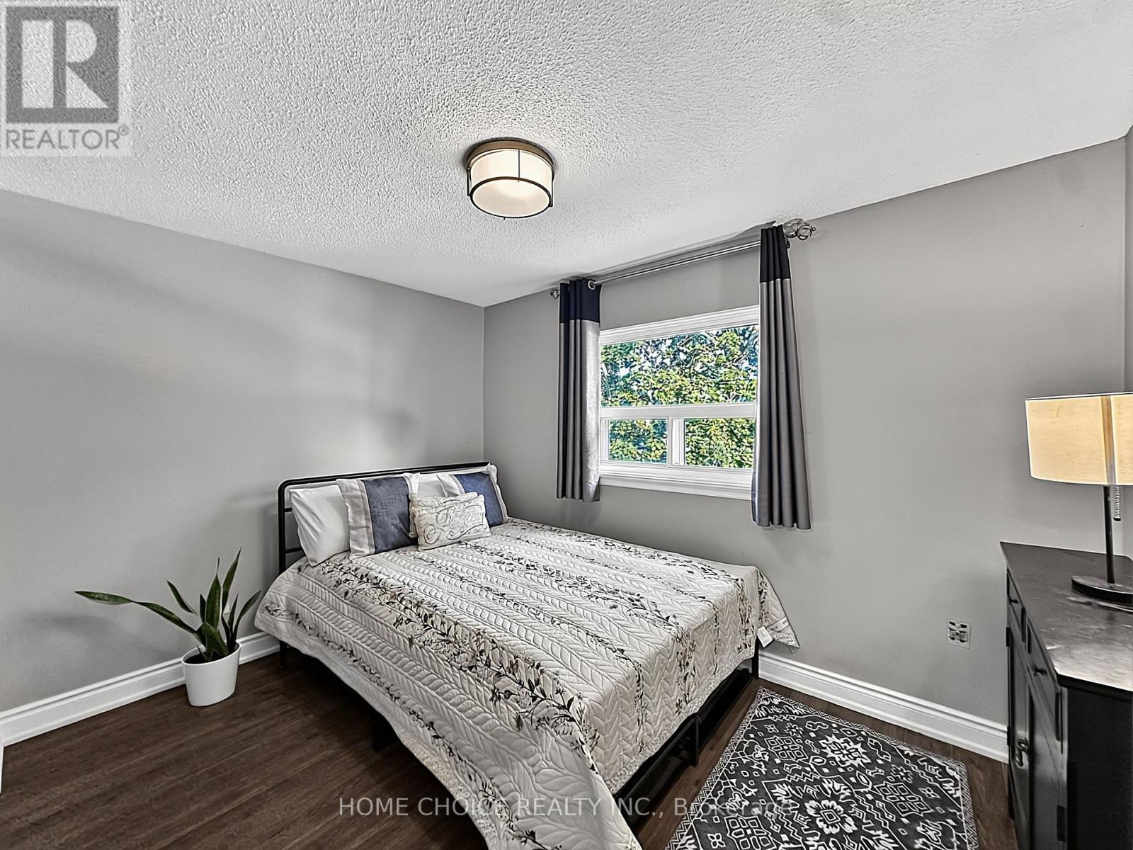 38 Robbinstone Drive, Toronto, ON - Indoor Photo Showing Bedroom