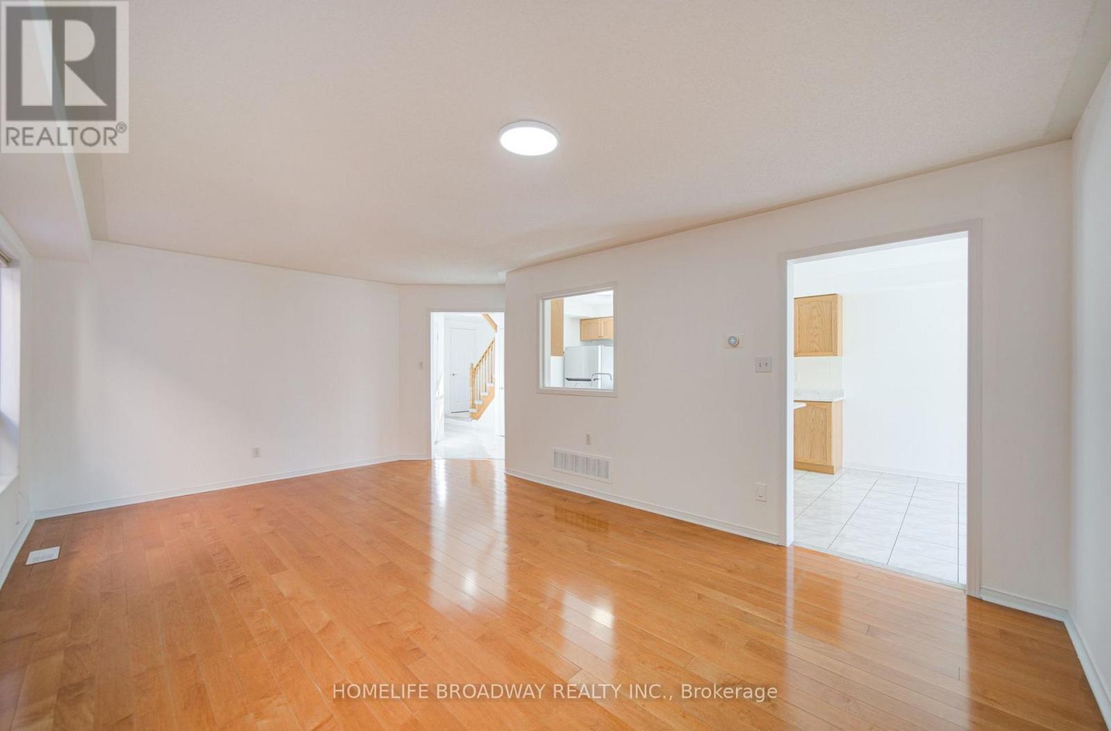 16 Raymond Bartlett Avenue, Markham, ON - Indoor Photo Showing Other Room