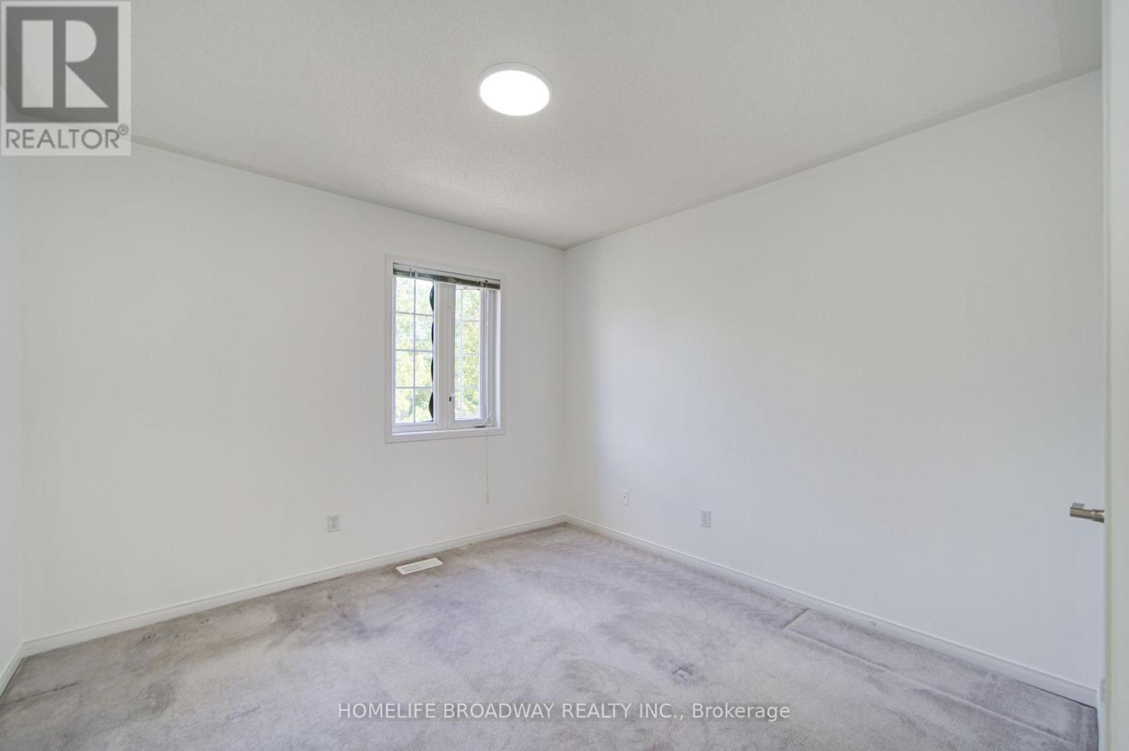 16 Raymond Bartlett Avenue, Markham, ON - Indoor Photo Showing Other Room