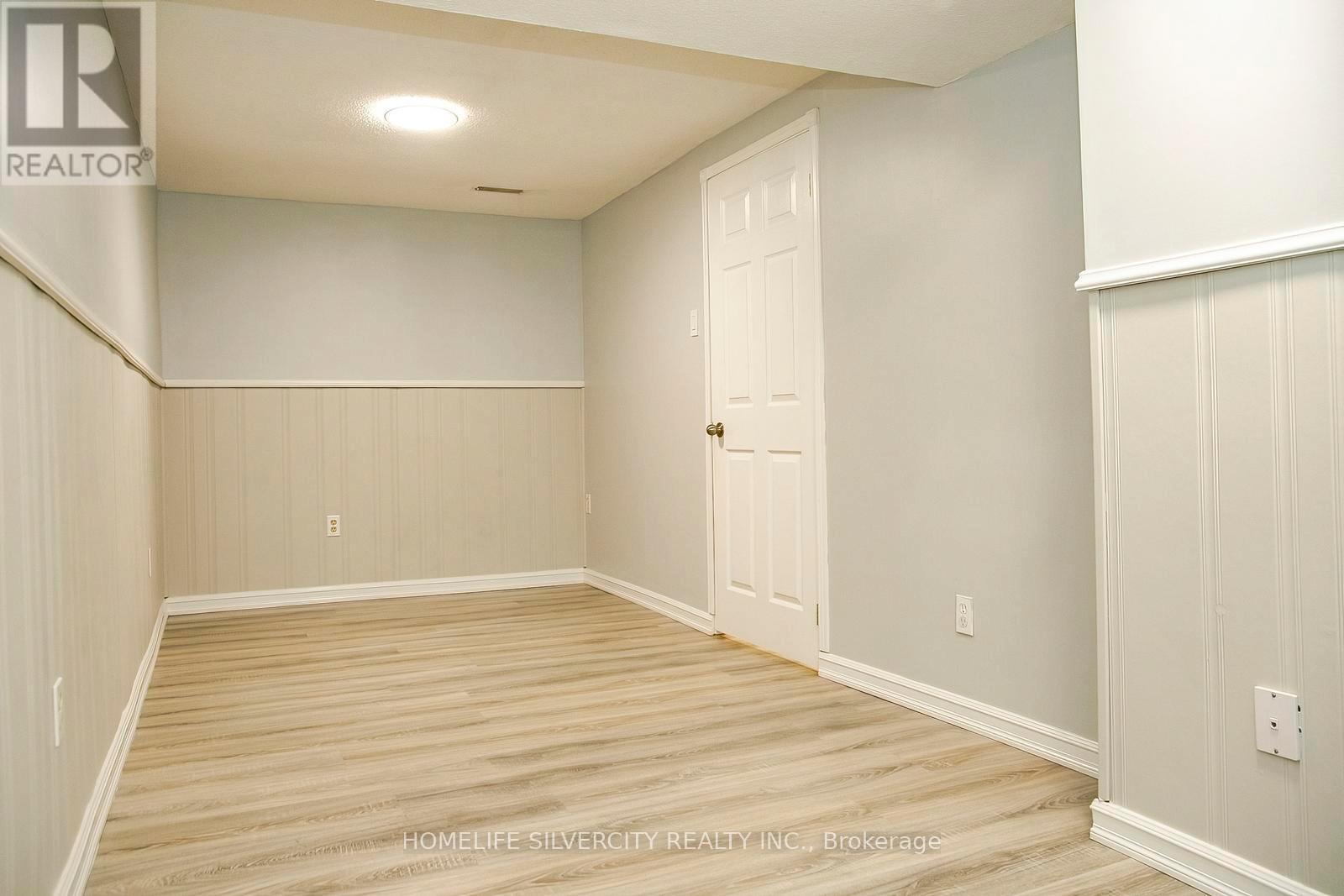 21 Mitchell Avenue, Brampton, ON - Indoor Photo Showing Other Room