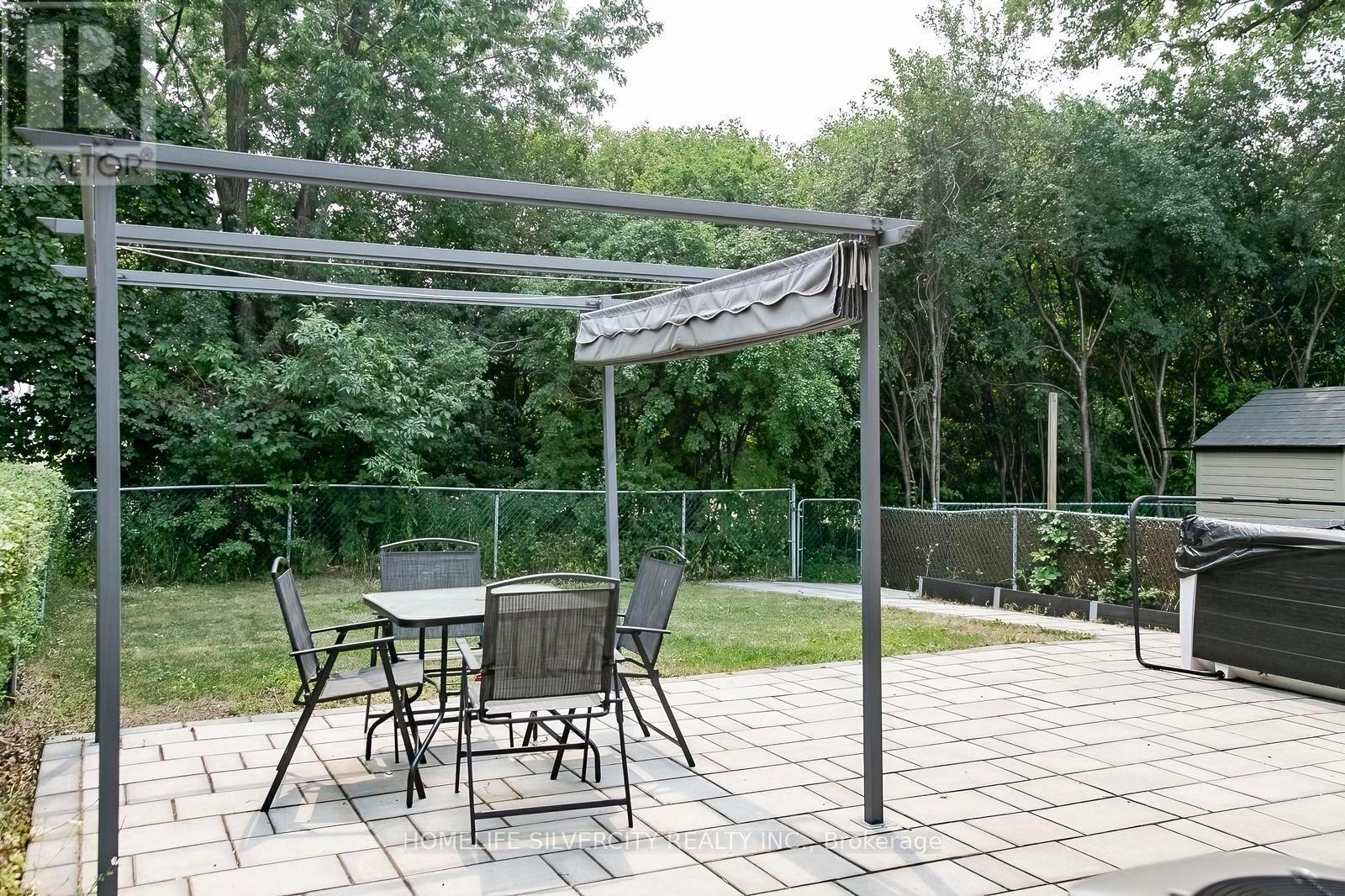 21 Mitchell Avenue, Brampton, ON - Outdoor With Deck Patio Veranda