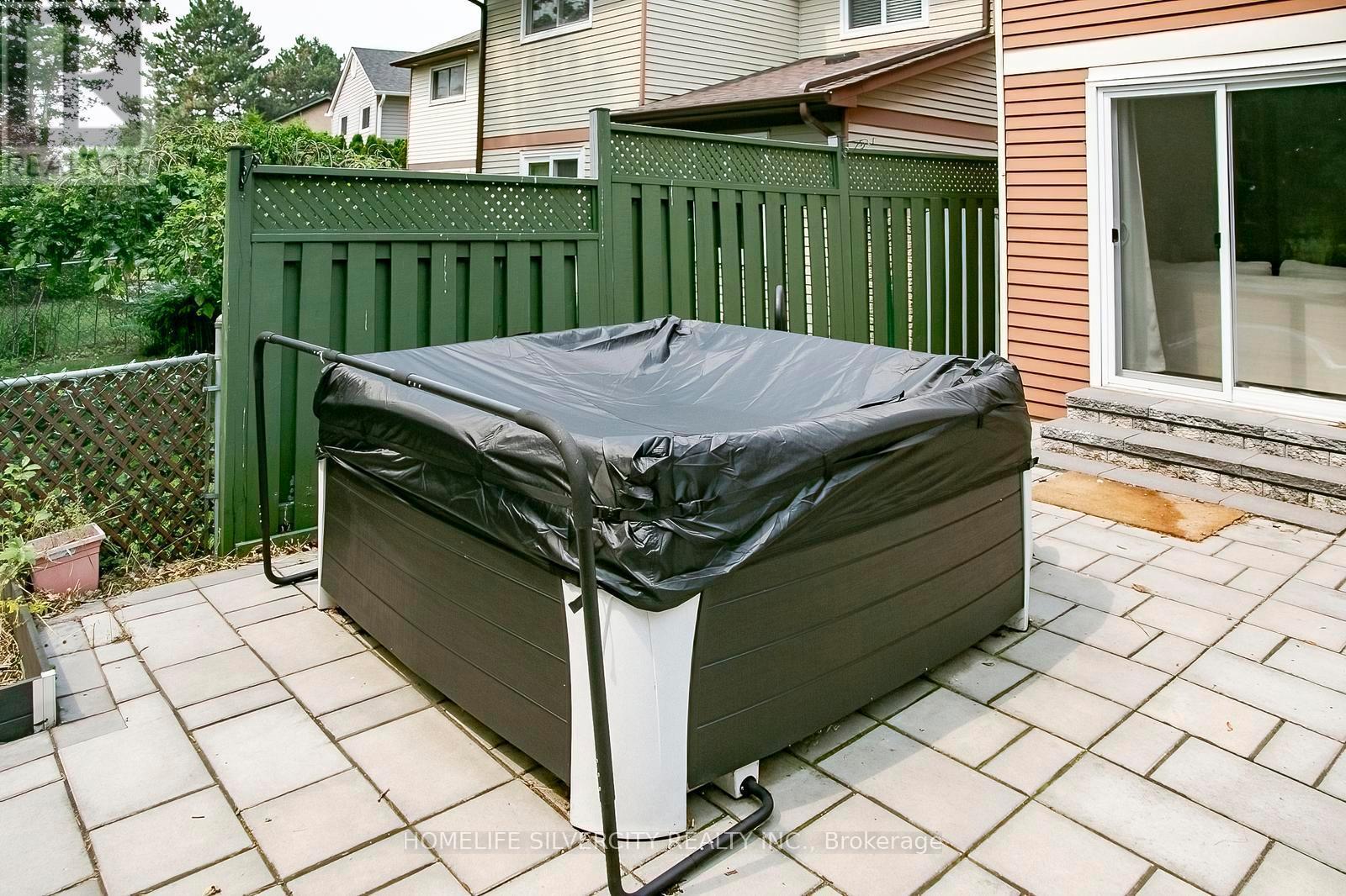 21 Mitchell Avenue, Brampton, ON - Outdoor With Deck Patio Veranda With Exterior