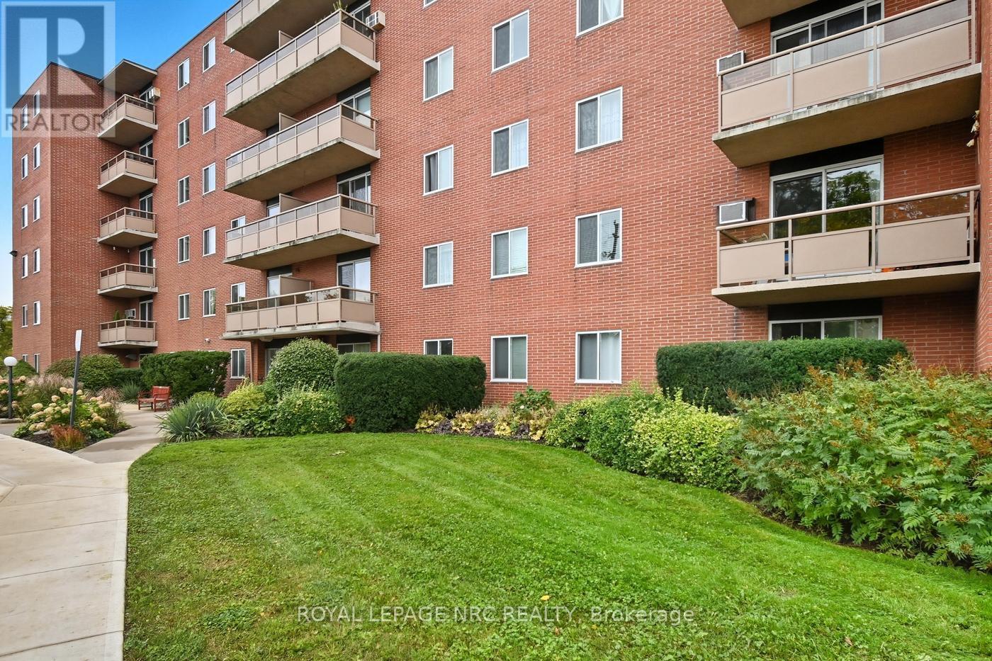 505 - 264 Grantham Avenue, St. Catharines (Carlton/Bunting), ON - Outdoor With Exterior