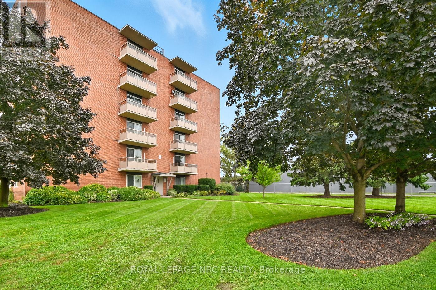 505 - 264 Grantham Avenue, St. Catharines (Carlton/Bunting), ON - Outdoor