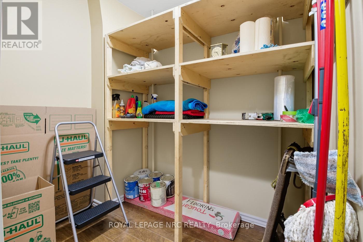 505 - 264 Grantham Avenue, St. Catharines (Carlton/Bunting), ON - Indoor With Storage