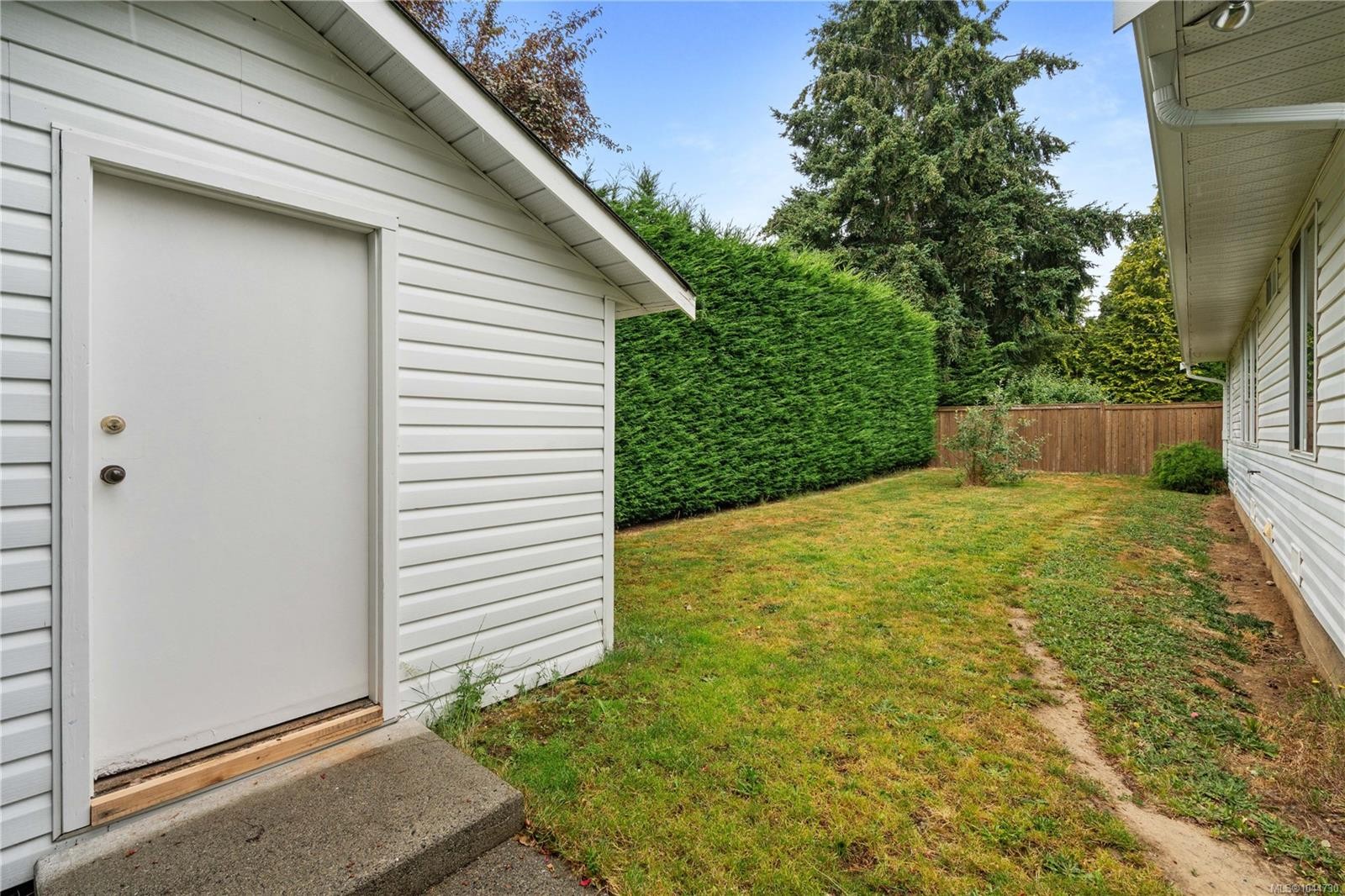#2-1215 Stelly'S Cross Rd, Central Saanich, BC