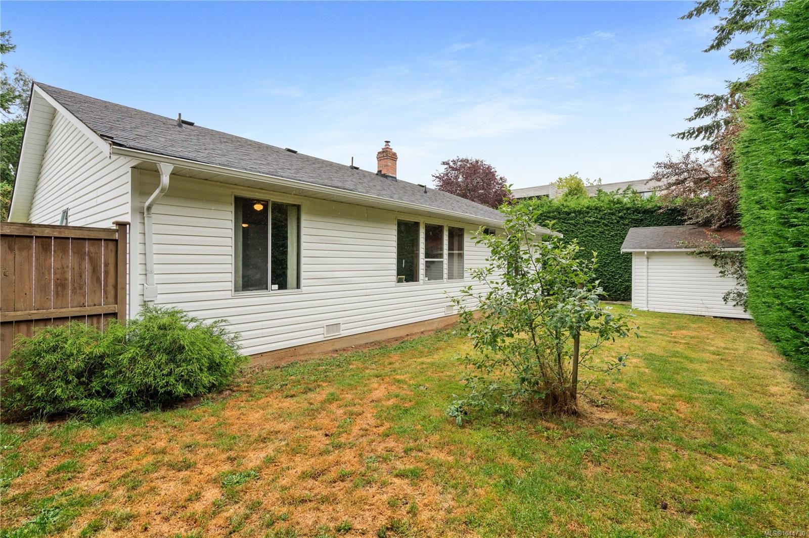 #2-1215 Stelly'S Cross Rd, Central Saanich, BC